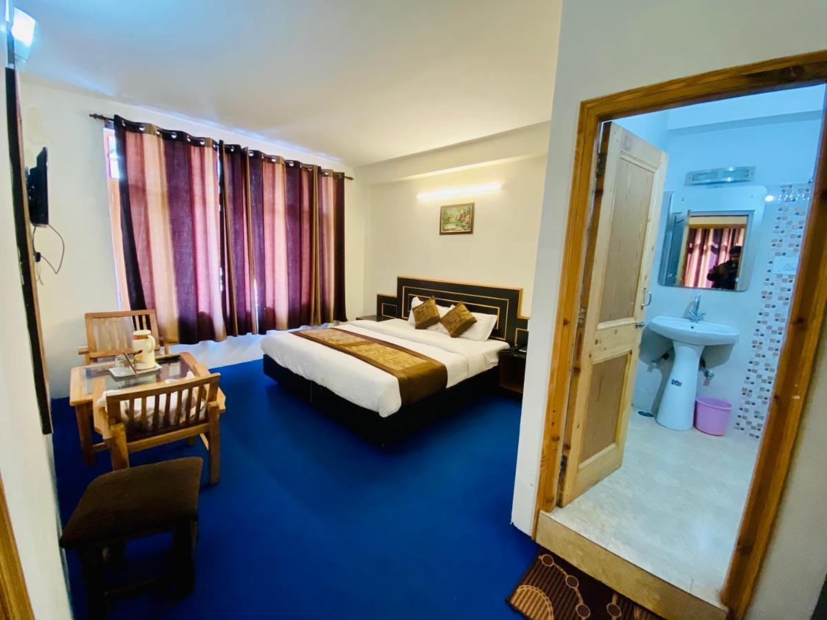 Отель The Destination Manali Экстерьер фото