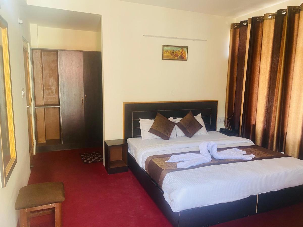 Отель The Destination Manali Экстерьер фото